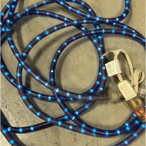 Merry Brite Other - Vintage Blue Rope Lights